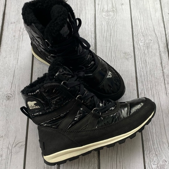 Sorel Whitney Short Laced snow boots size 6 - Picture 7 of 9